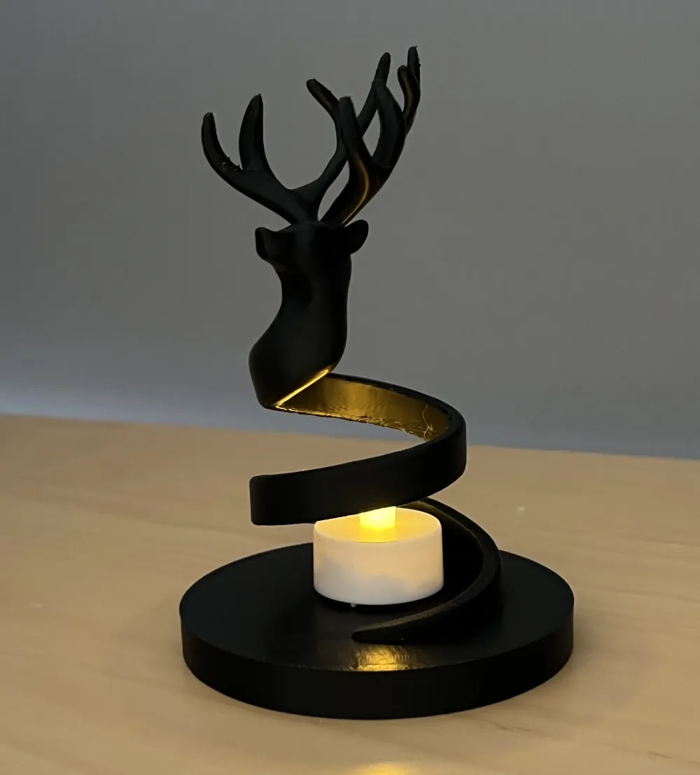 Spiralreinsdyr moderne 3D-printet juledekorasjon i PLA-bioplast
