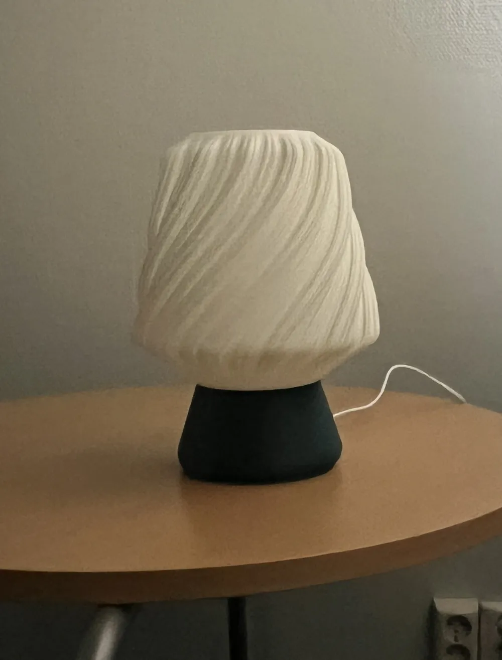 Bruma-swirl-lampe-3d-printet